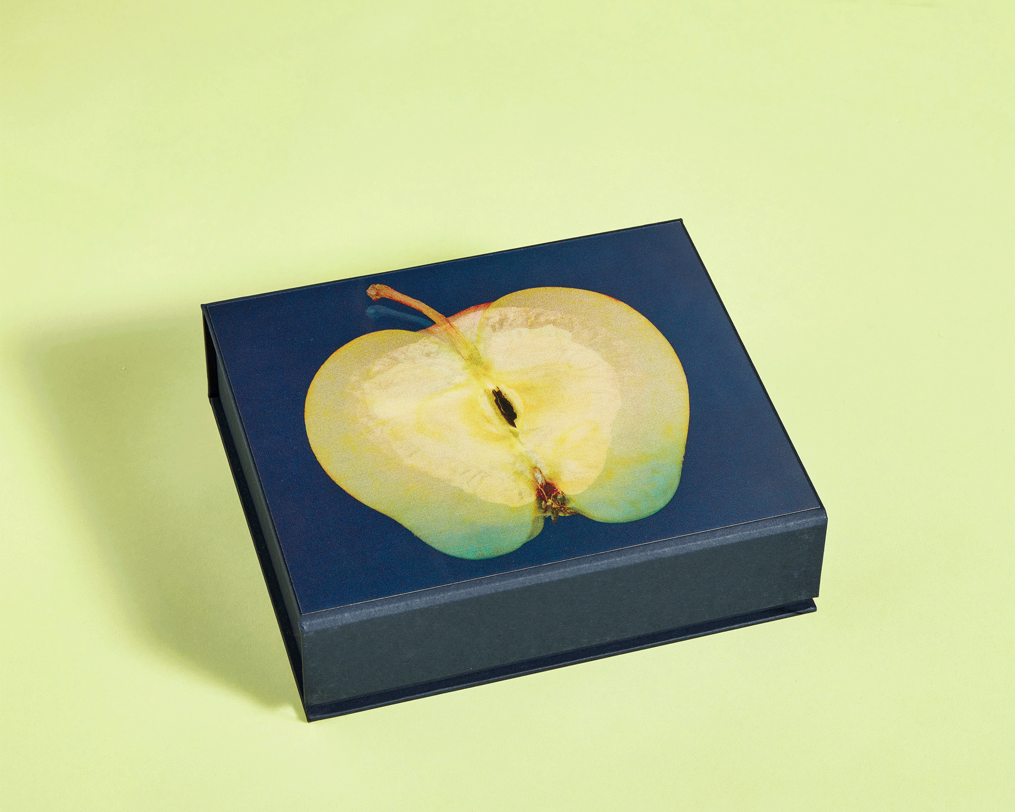 Fatty15 custom packaging and influencer PR mailer box designed by Twelve; custom branded lenticular packaging box